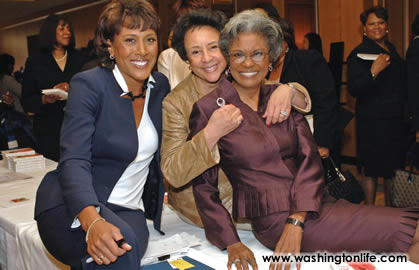 ROBIN ROBERTS, SHEILA JOHNSON and NANCY WILSON at The Four Seasons on April 6 when Johnson was honored by Howard University's John H. Johnson School of Communications as a "Pioneering Pearl."