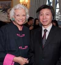 Justice Sandra Day O'Connor and Fan Dian