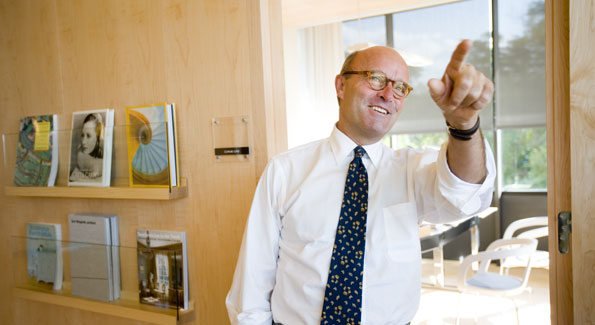 Ambassador Lund points out the unlimited views from his "transparent" new chancery
