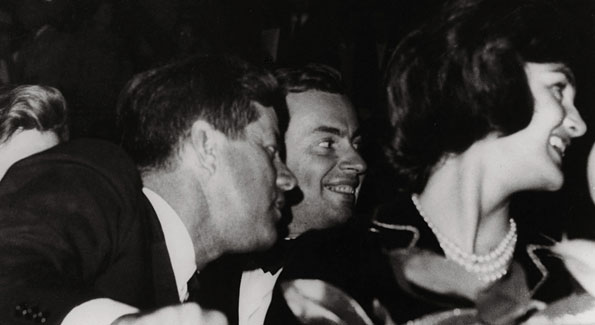 Vidal calls this picture of himself with John and Jacqueline Kennedy  (“the actual photo of the three of us and how we were seated”) the  “mystery story” of his book. (Collection Gore Vidal) 