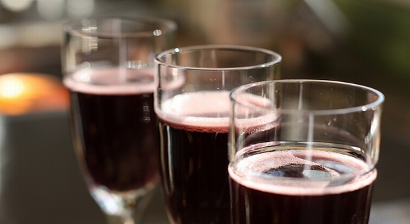 Sparkling Shiraz is a sexy, fizzy, bold option for Valentine's Day.