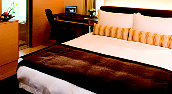 Hotel Bedroom: G500 Superior. Courtesy of Hotel LKF.