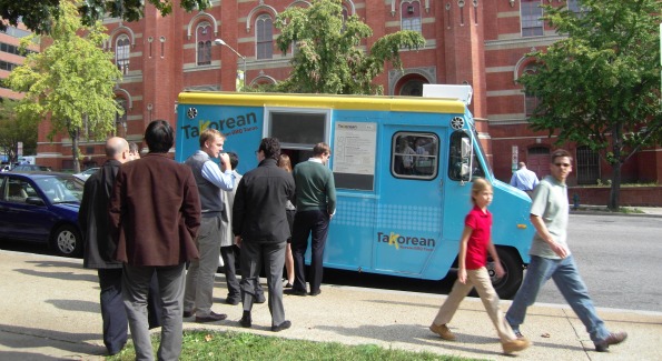 Takorean serves lunchtime crowds at McPherson Square.