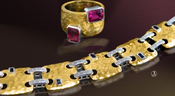 Adeler Jeweler bracelet. 