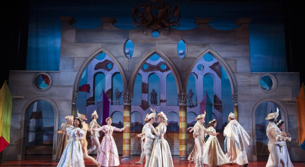The company of Kiss Me, Kate, directed by Alan Paul at the Shakespeare Theatre Company. (Photo by Scott Suchman)
