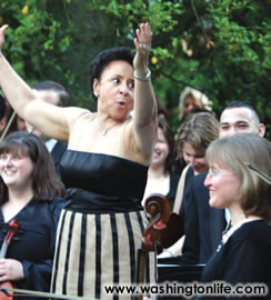 Sheila Johnson conducting